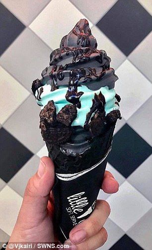 Gothic BLACK ice cream